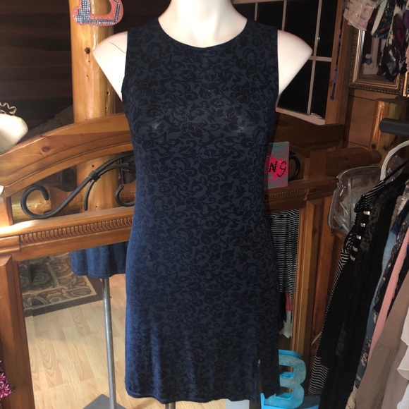 Gorgeous navy SEXY form fitting sheath dress - Picture 4 of 13